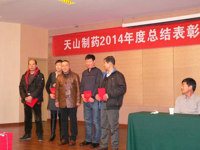 與公司同成長、共命運(yùn)、無私奉獻(xiàn)的老黃牛