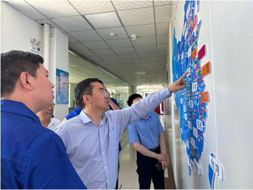 周興兵赴天山藥業(yè)基層聯(lián)系點進行調研